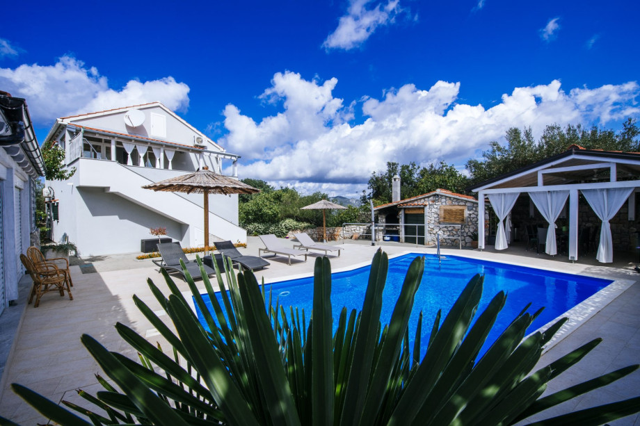 Villa ILOVICA