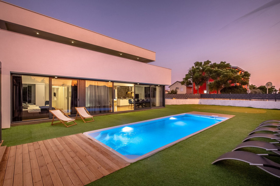 Villa AURUS
