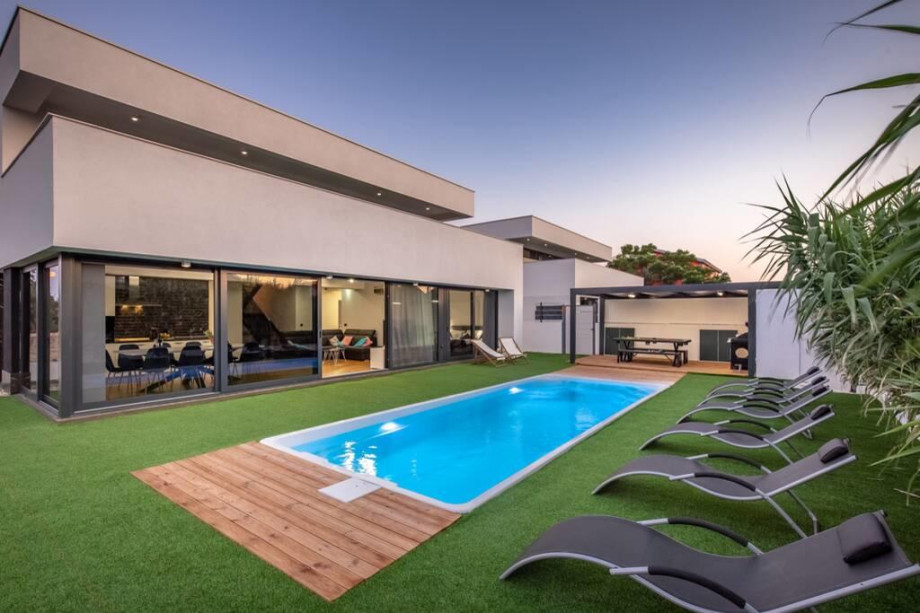Villa AURUS