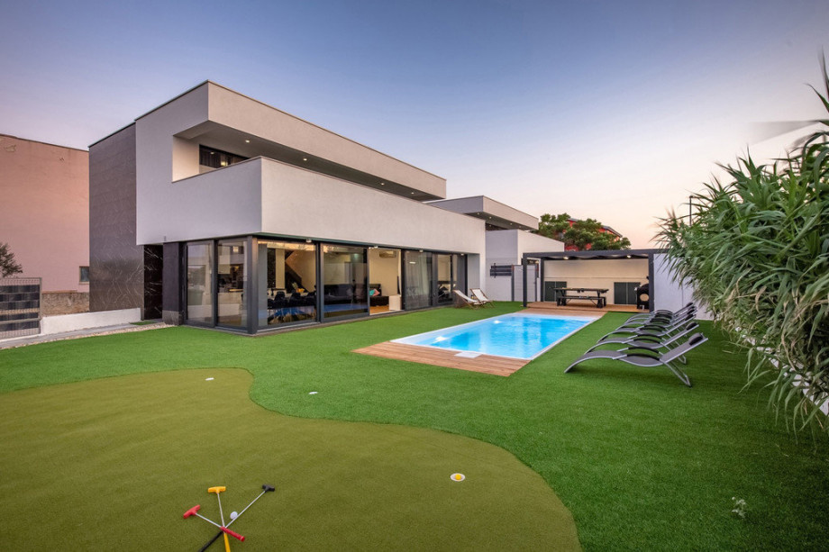 Villa AURUS