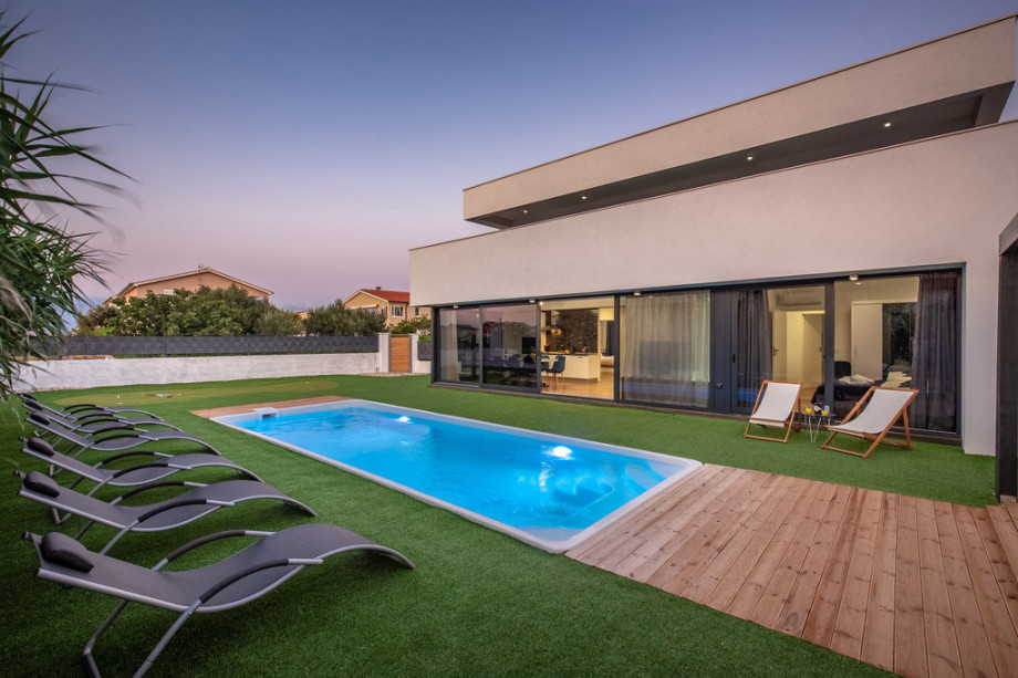 Villa AURUS