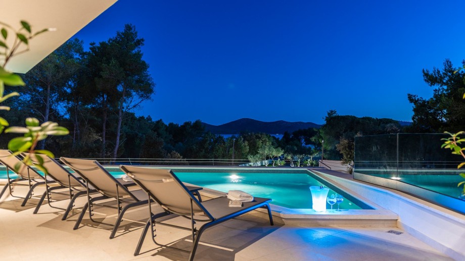 VILLA JUGO