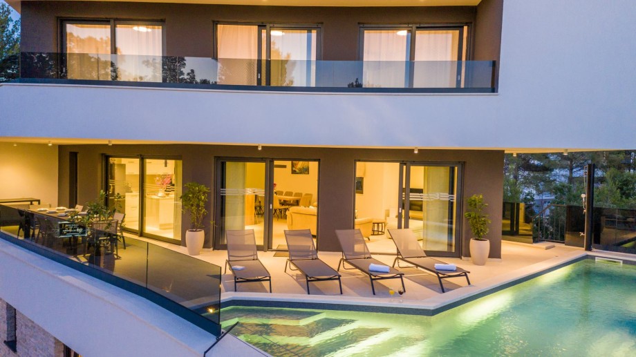 VILLA JUGO
