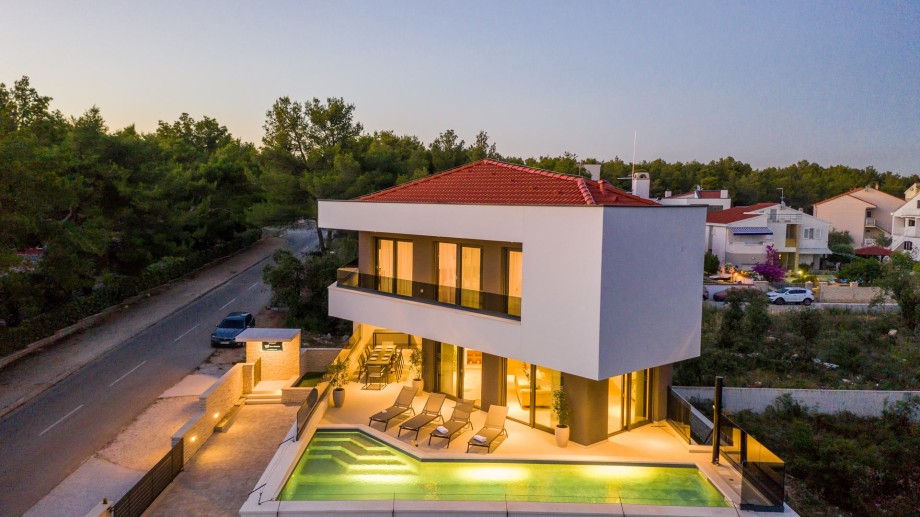 VILLA JUGO
