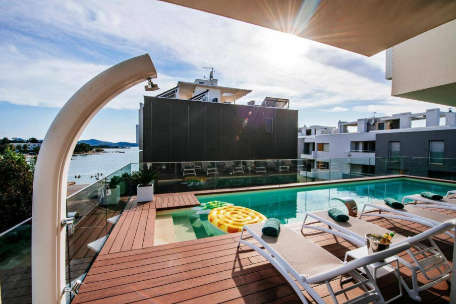 Dedaj Resort - Villa Auri- Luxury Suites