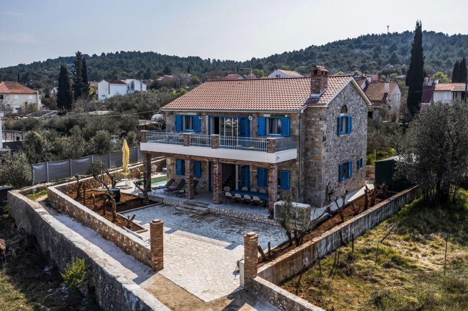Villa MAZA
