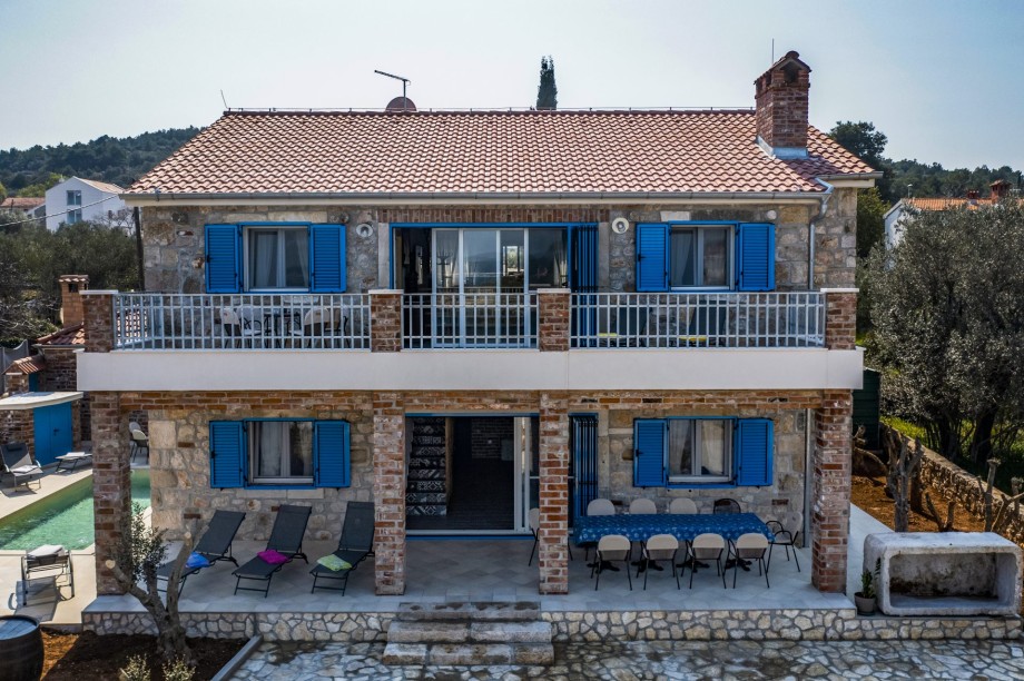 Villa MAZA