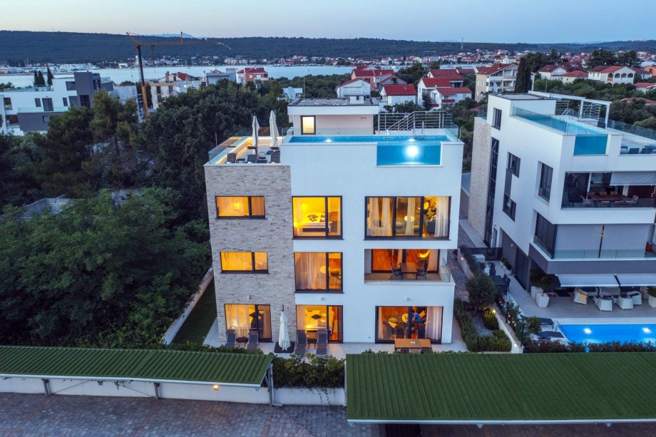 Crystal Holiday Residence