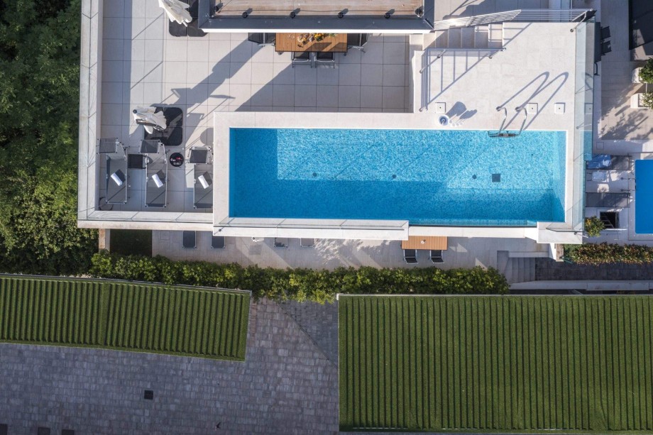 Crystal Holiday Residence