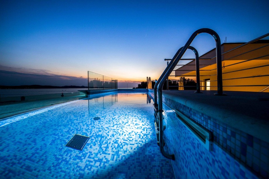 Crystal Holiday Residence