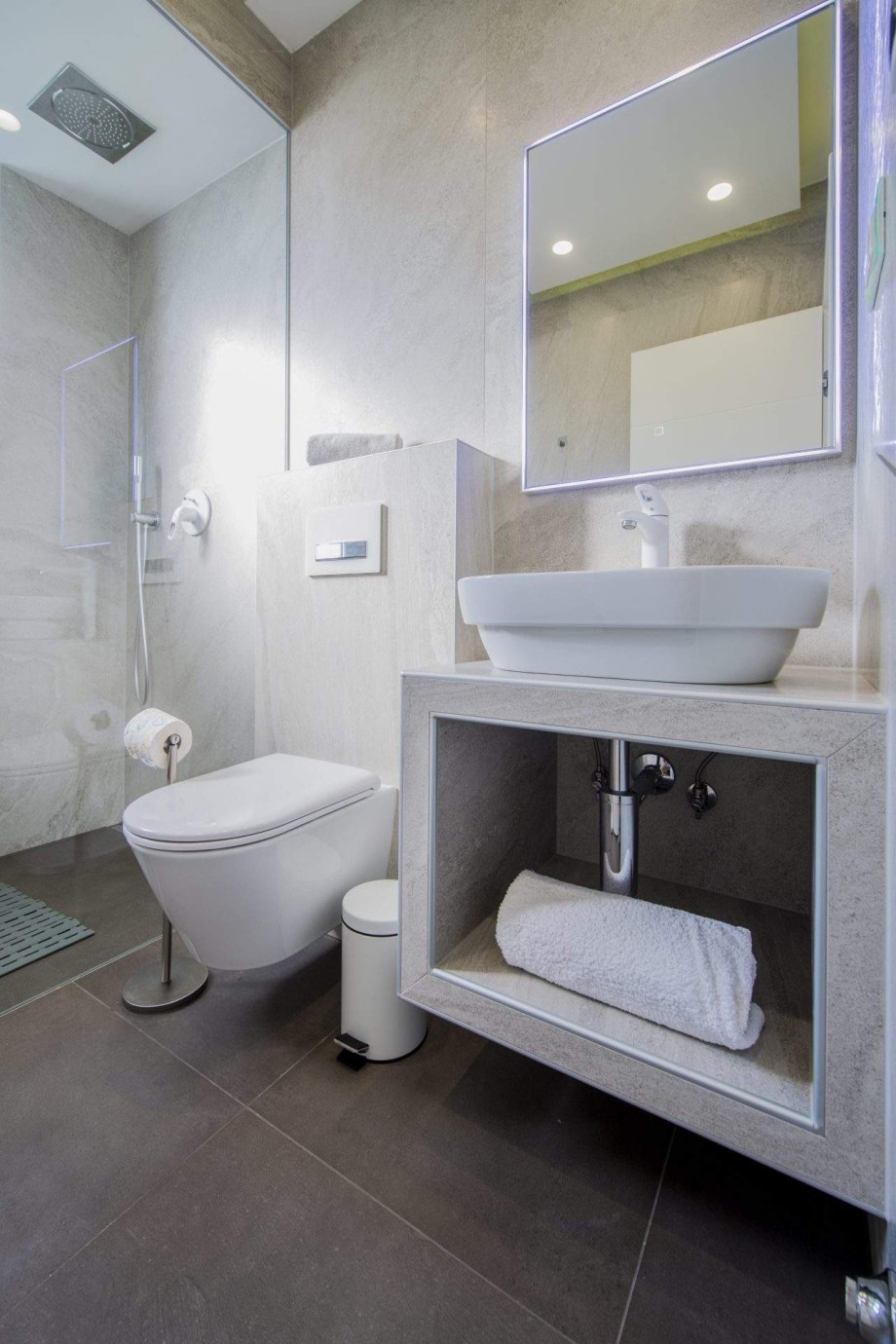 Crystal Holiday Residence