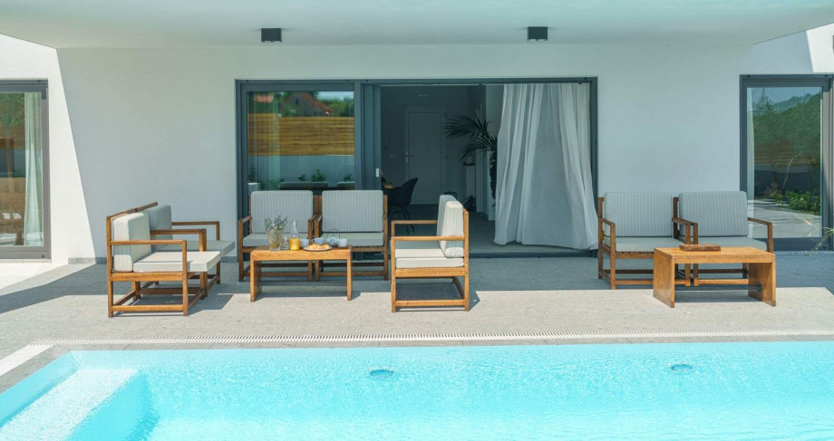 Villa O