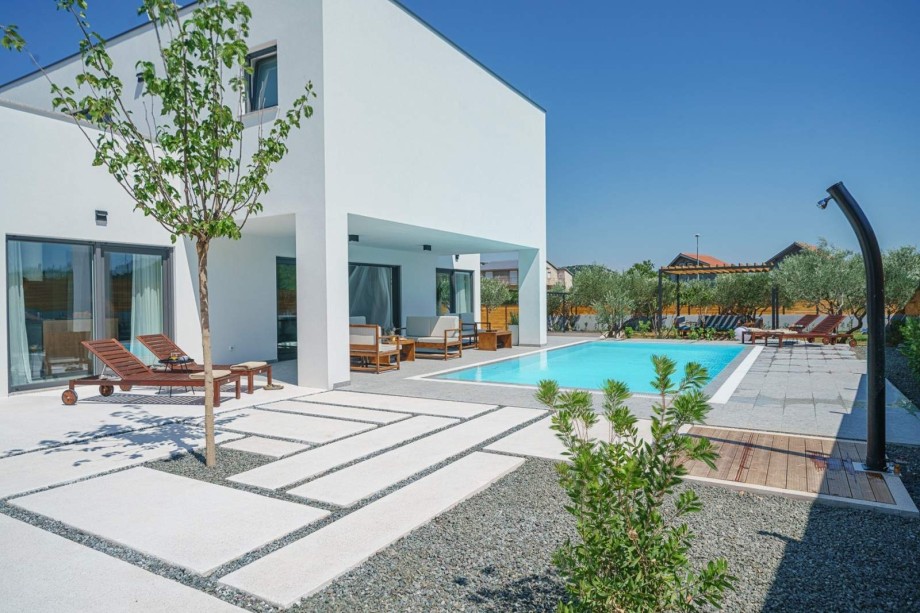 Villa O