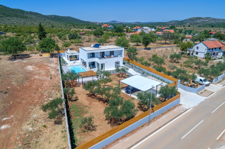 Villa O