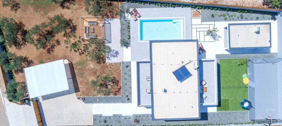 Villa O