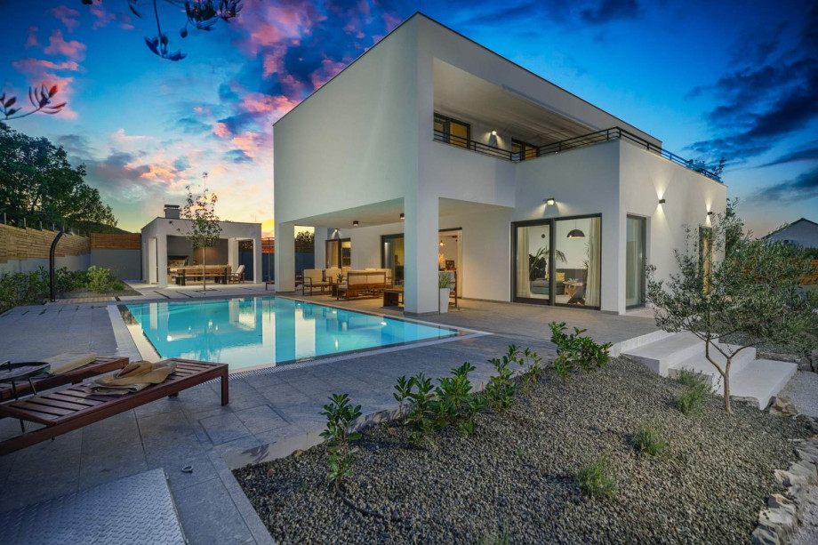 Villa O