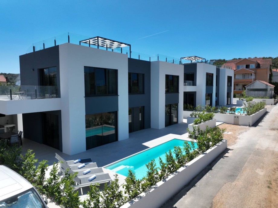 Villa Magic Sky I & II