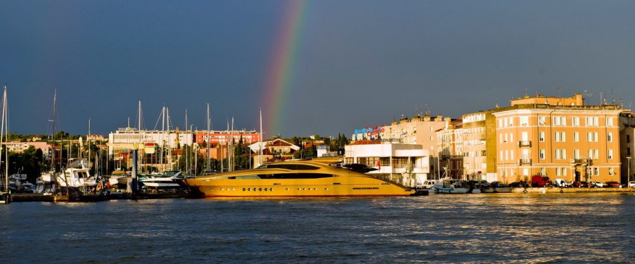 Yacht Services