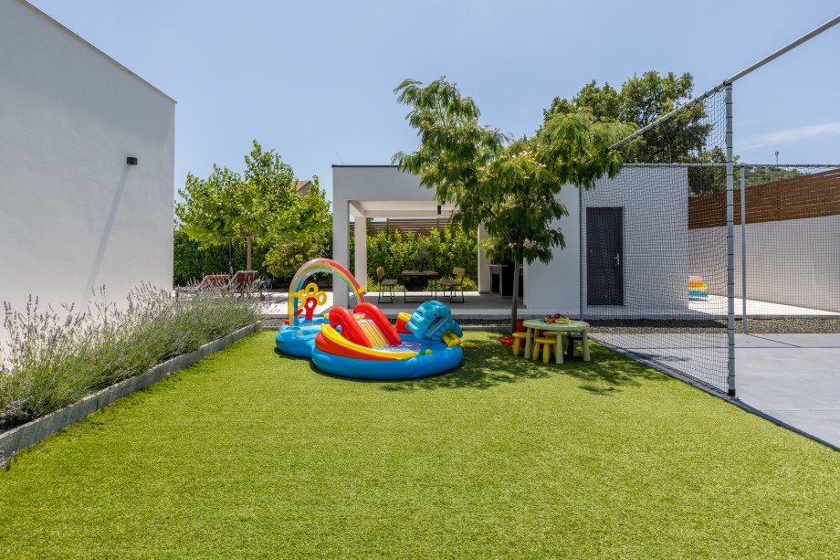 Villa O