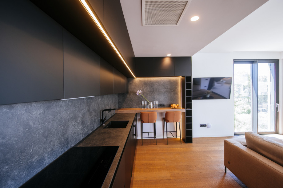 Crystal Holiday Residence II Luxury apartment with pool