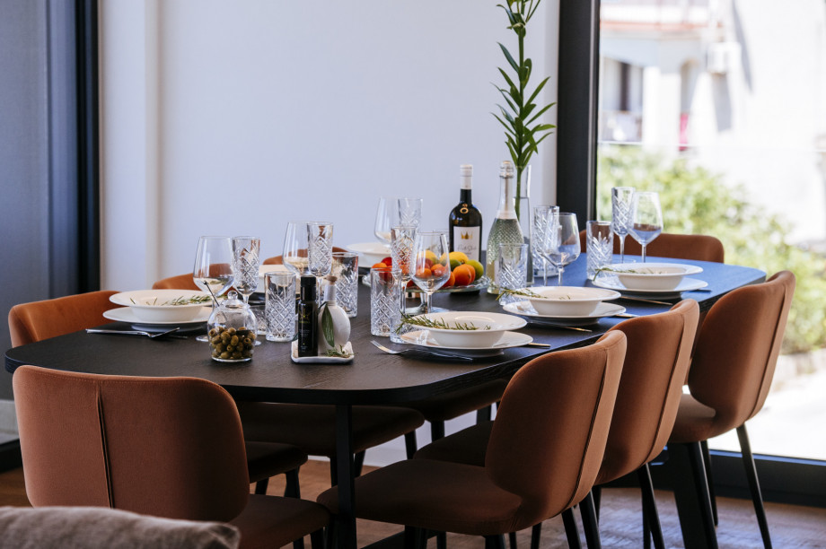 Crystal Holiday Residence II Luxury apartment with pool