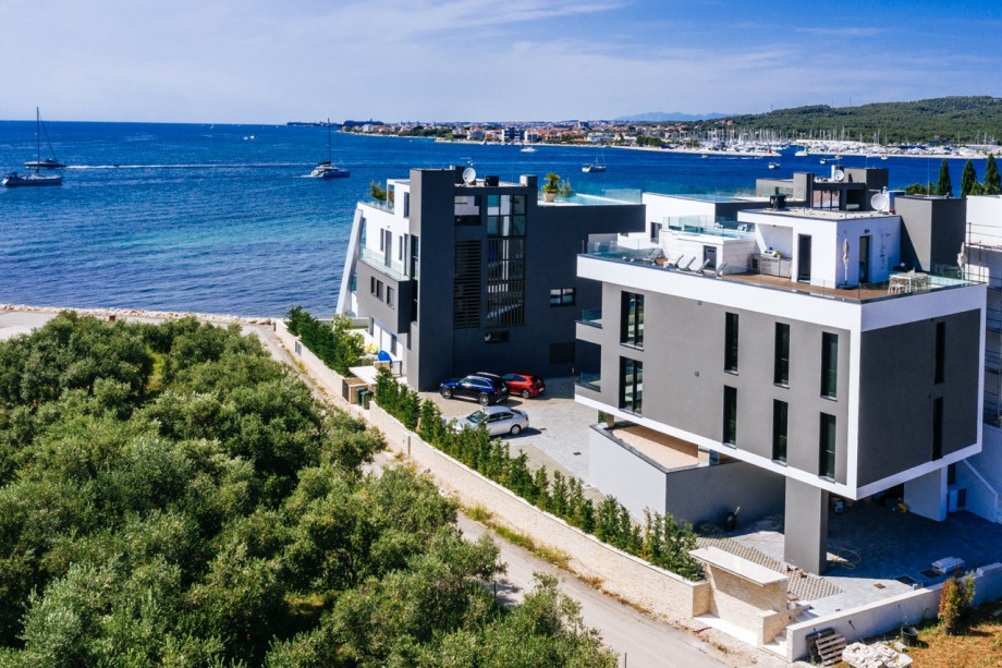 Crystal Holiday Residence II Penthouse