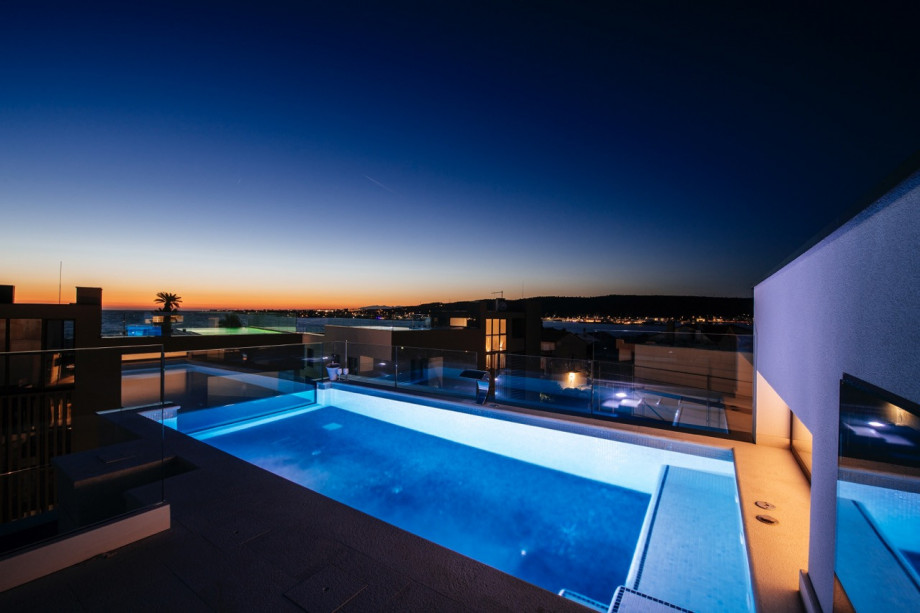 Crystal Holiday Residence II Penthouse