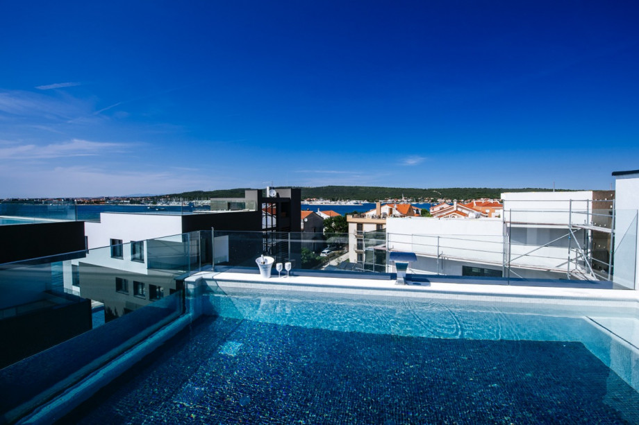 Crystal Holiday Residence II Penthouse