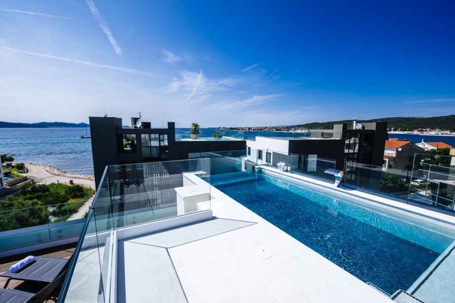 Crystal Holiday Residence II Penthouse