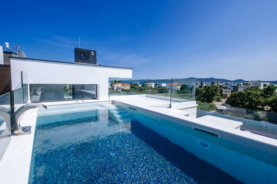 Crystal Holiday Residence II Penthouse