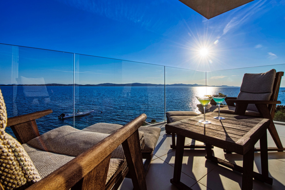 Villa BiBiSea - Luxury Suites