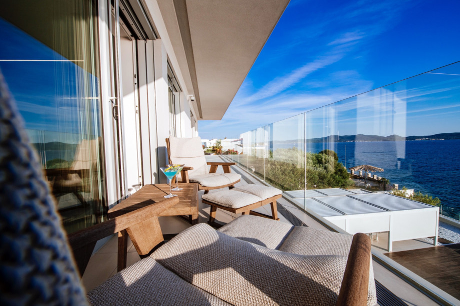 Villa BiBiSea - Luxury Suites