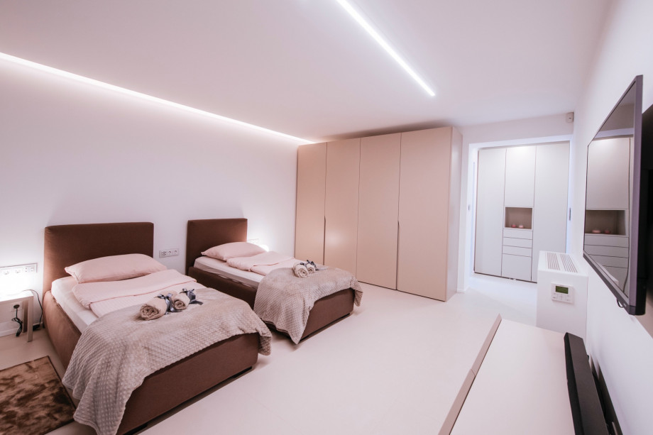 Villa BiBiSea - Luxury Suites