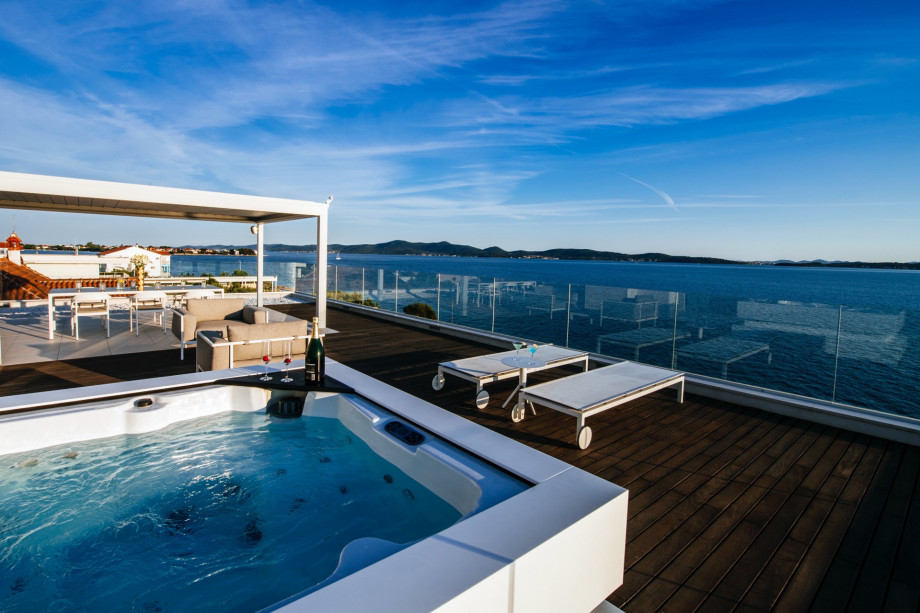Villa BiBiSea - Luxury Suites