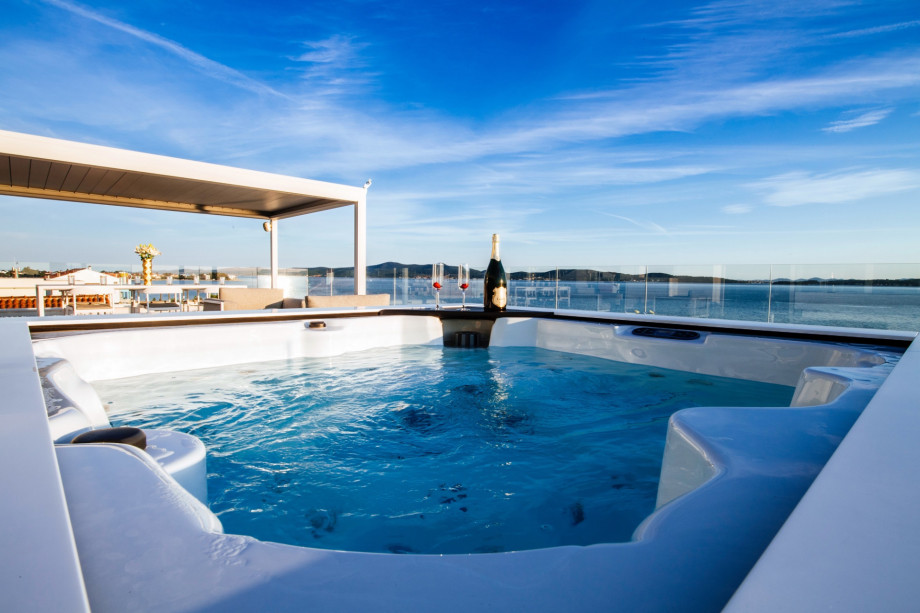 Villa BiBiSea - Luxury Suites