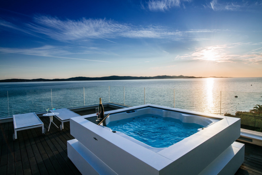 Villa BiBiSea - Luxury Suites
