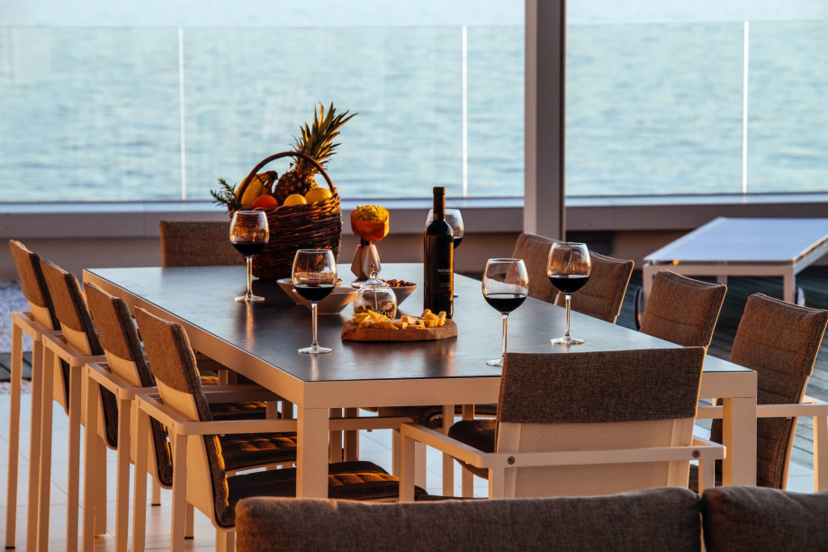 Villa BiBiSea - Luxury Suites