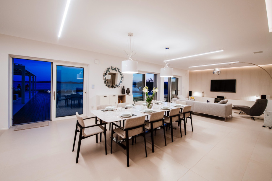 Villa BiBiSea - Luxury Suites