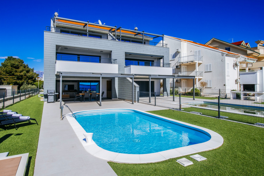 Luxury apartment Budinski