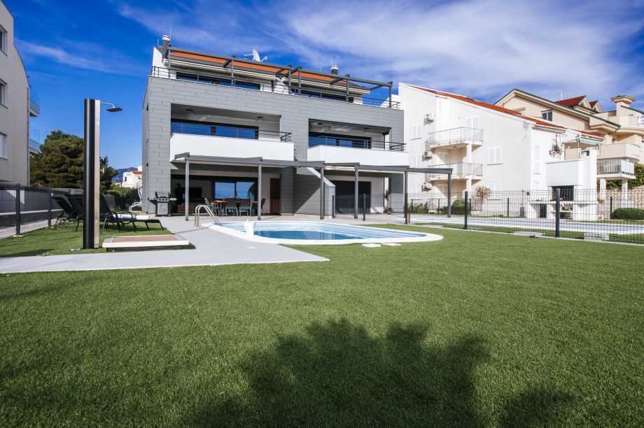 Luxury apartment Budinski