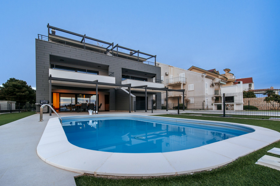 Luxury apartment Budinski