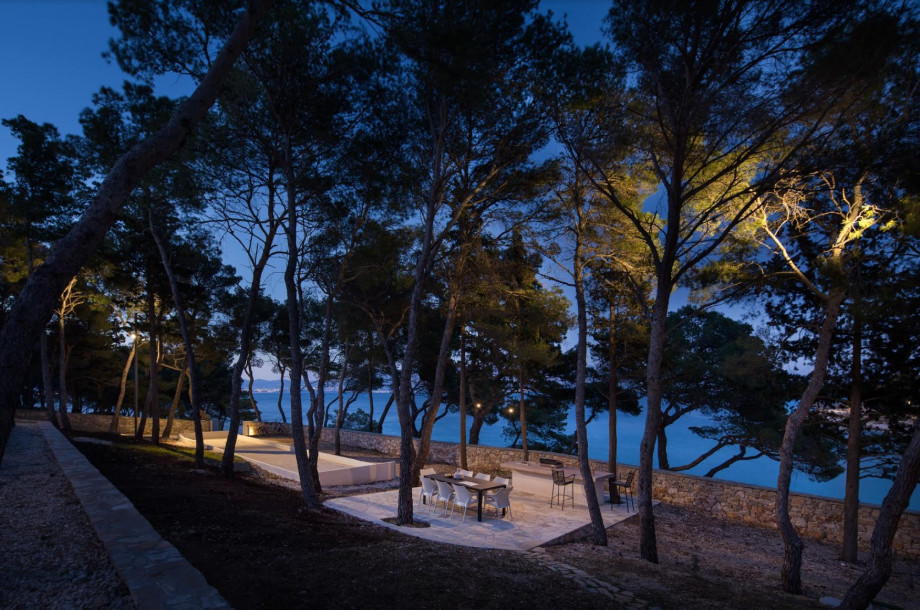 Villa Vale Residence