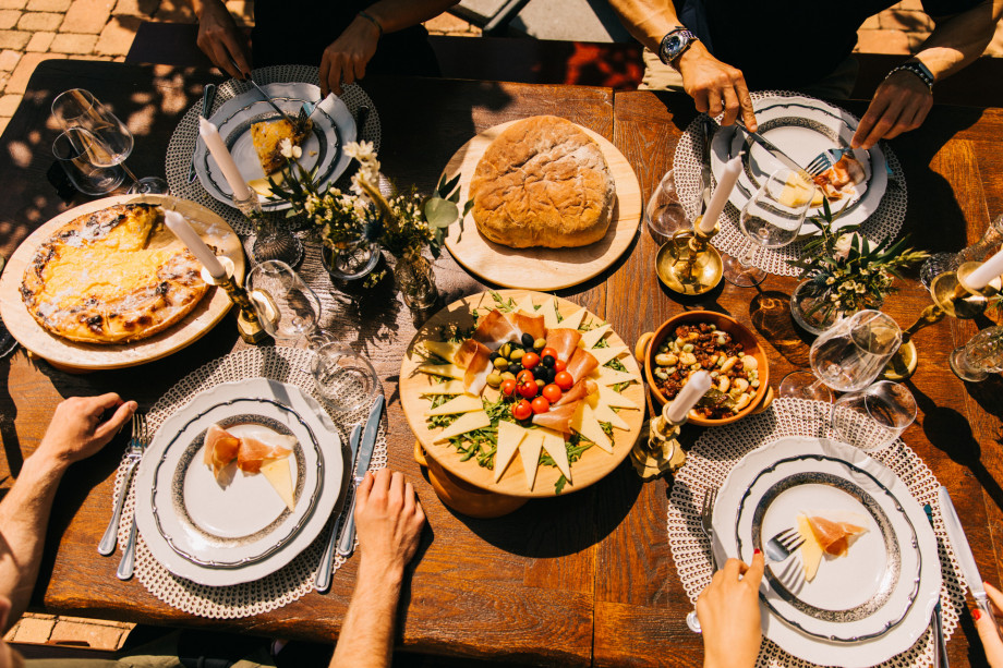 VILLA RAŽNJEVIĆA DVORI A.D. 1307