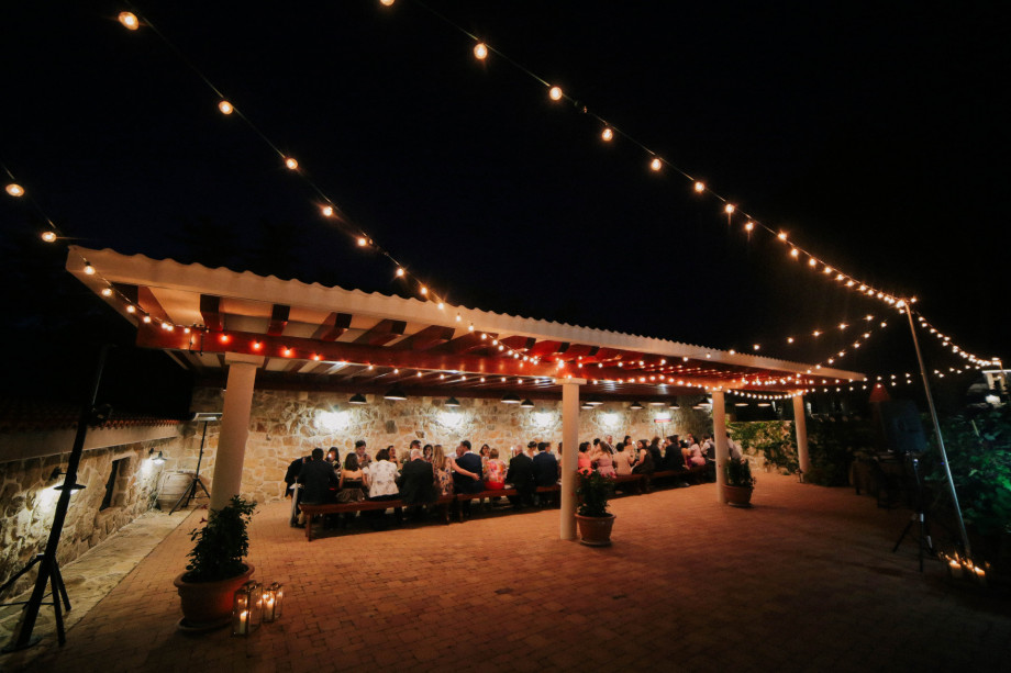 VILLA RAŽNJEVIĆA DVORI A.D. 1307