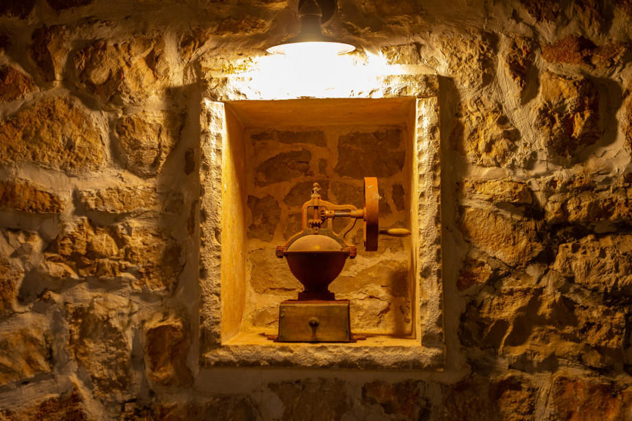 VILLA RAŽNJEVIĆA DVORI A.D. 1307