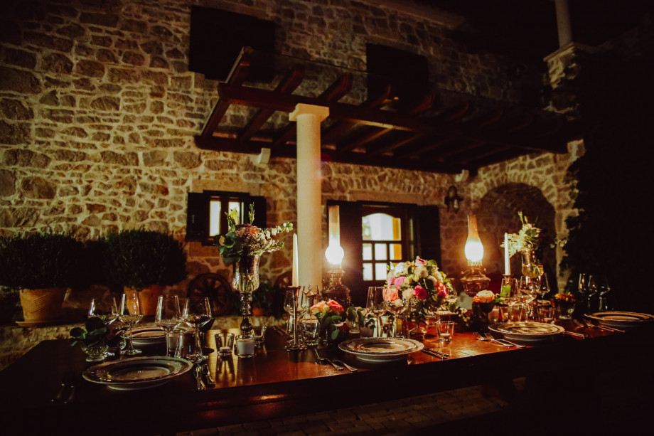 VILLA RAŽNJEVIĆA DVORI A.D. 1307