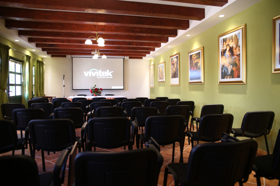 VILLA RAŽNJEVIĆA DVORI A.D. 1307