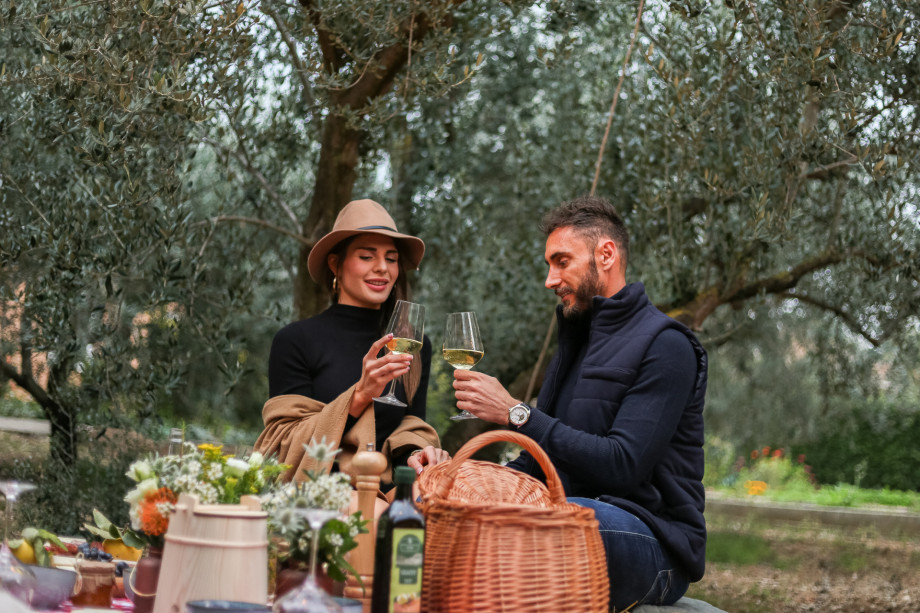 VILLA RAŽNJEVIĆA DVORI A.D. 1307