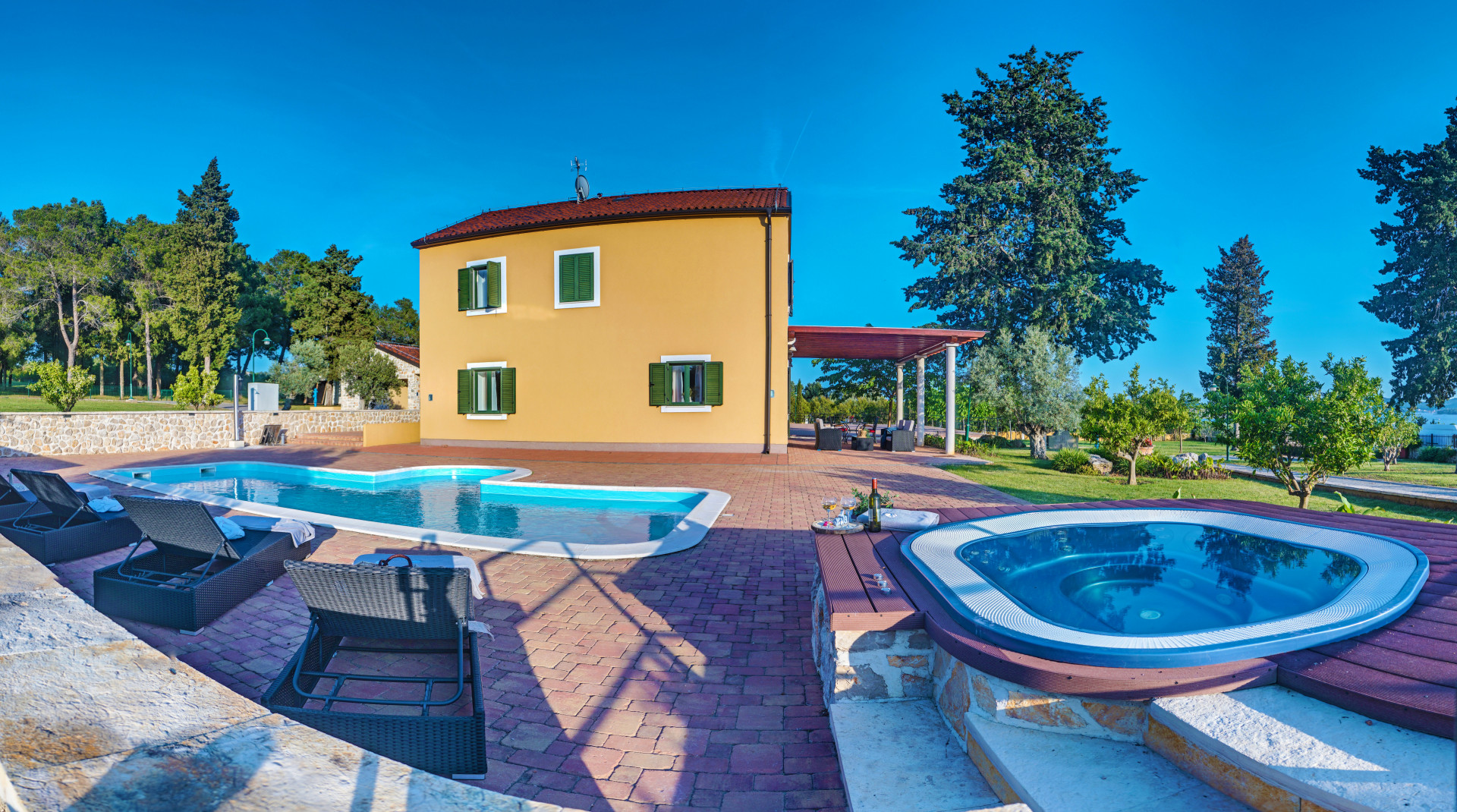 VILLA PRIMORJE