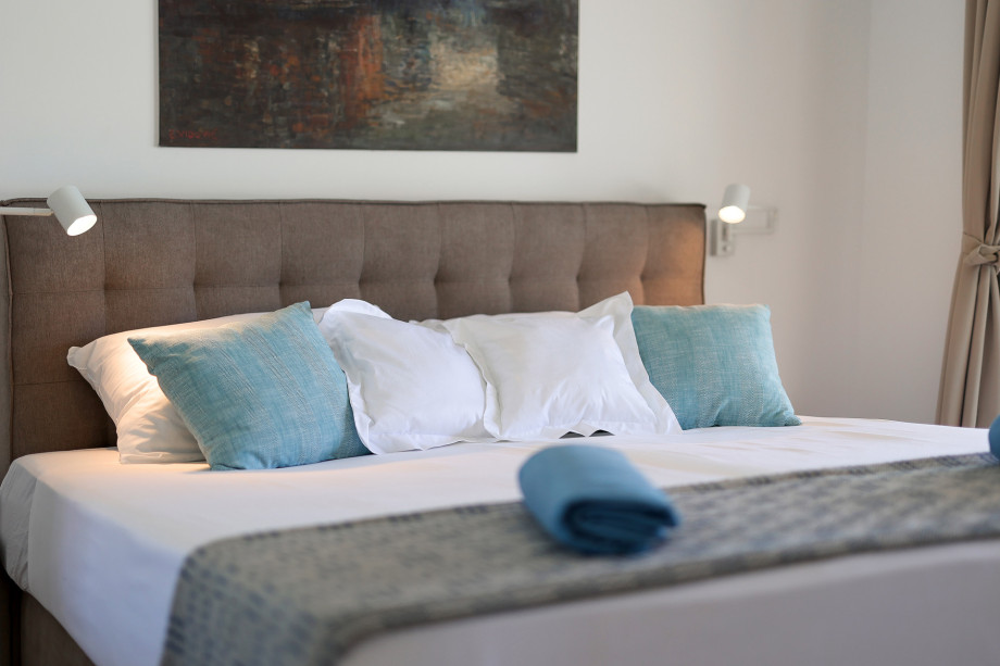 Papa`s Court Villa II